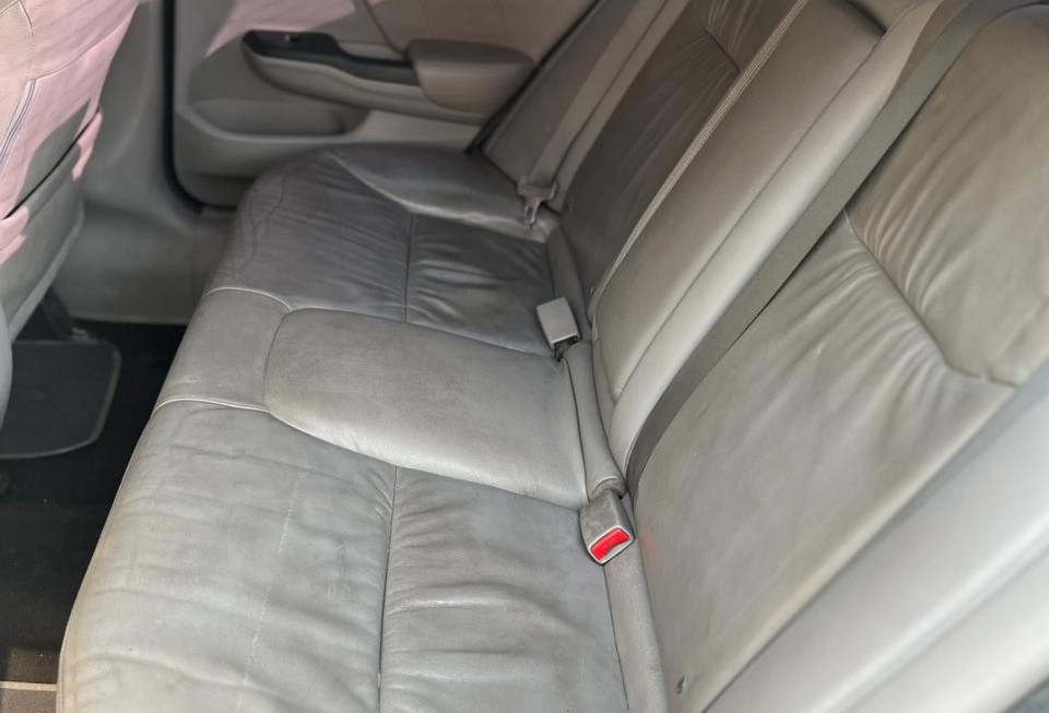 Honda Civic LX 2012 8