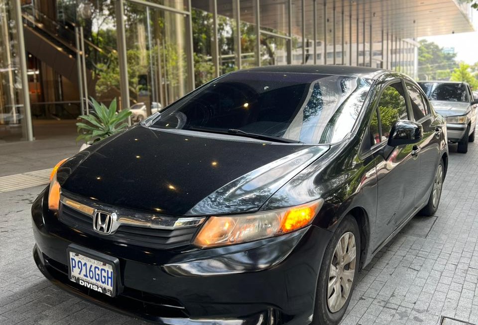 Honda Civic LX 2012 3