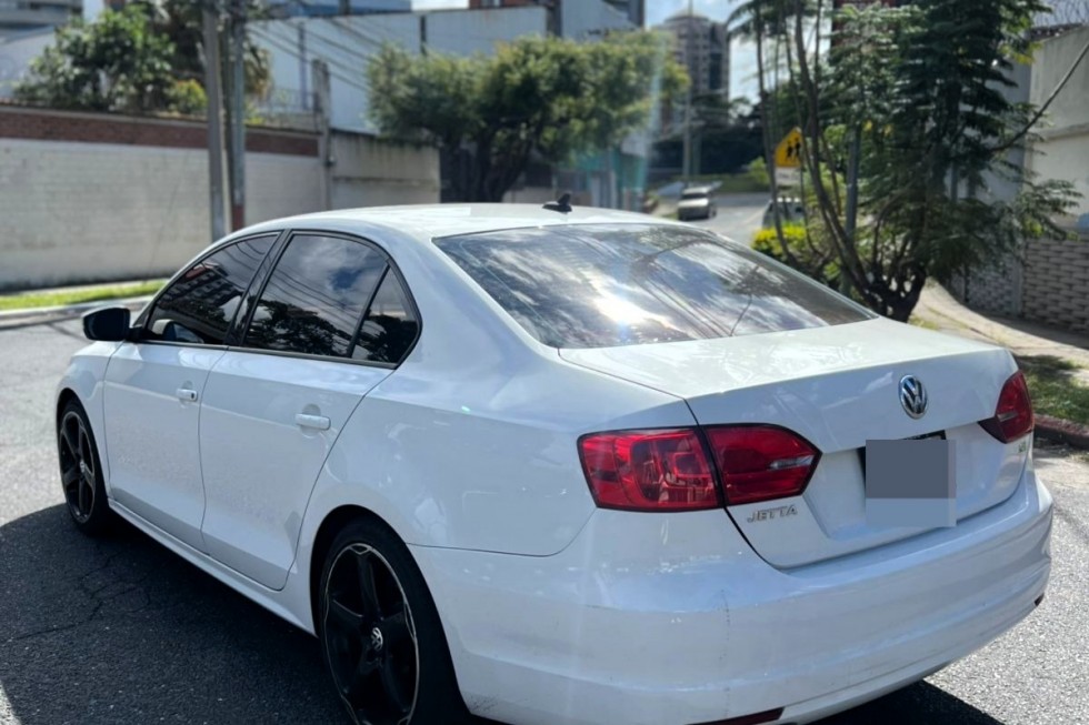Volkswagen Jetta SE TSI 2014 IMP WHITE 4