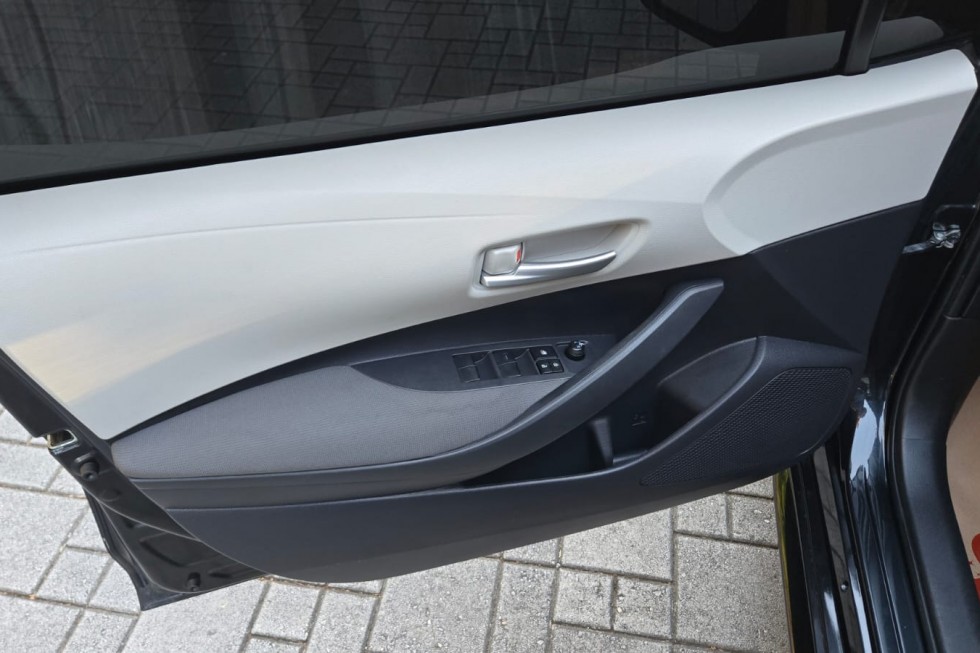 WhatsApp Image 2025-12-09 at 1.49.27 PM (3)