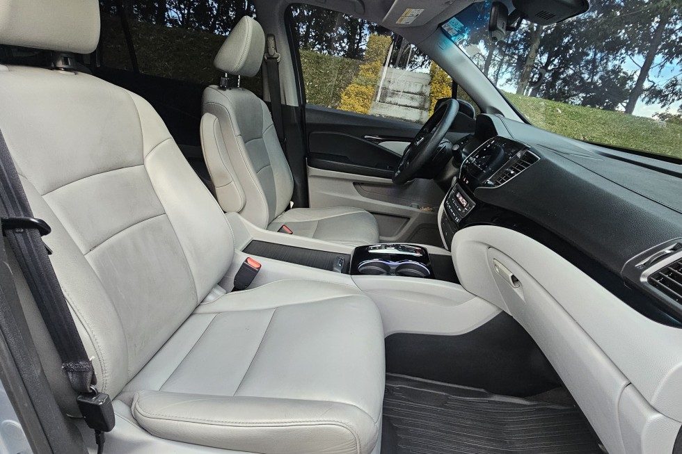 9d4beecbeb7d46fcd10d4cd3b250b1d7s