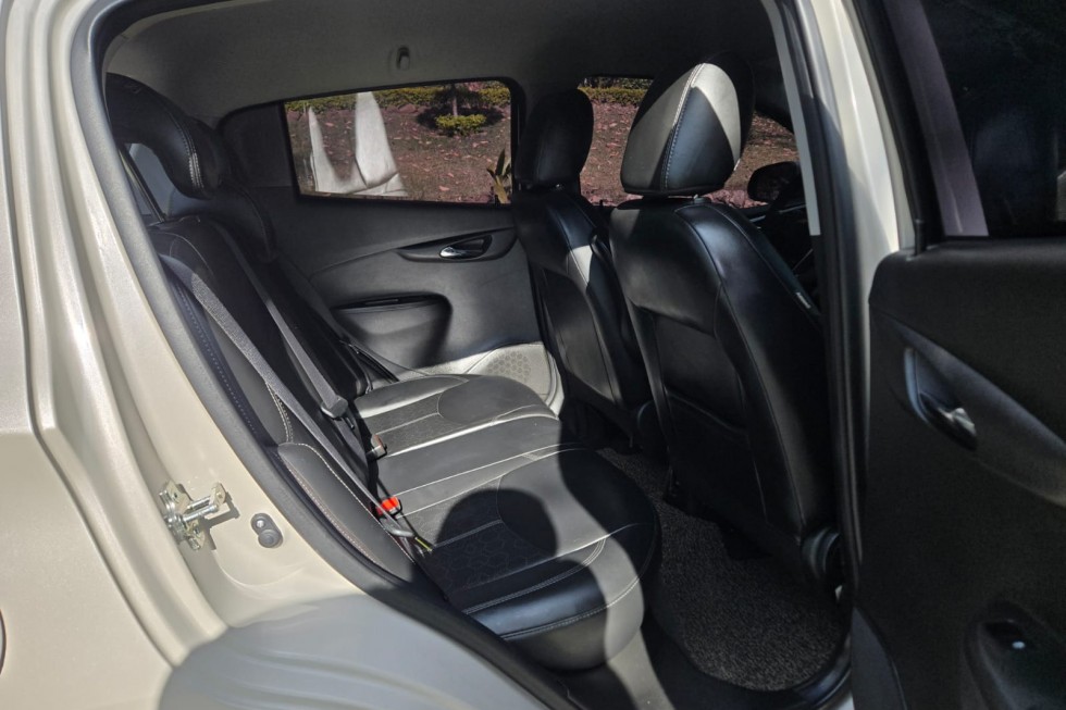 d2dd3ed4-946a-48fc-a4ca-c7bc11dc06e3