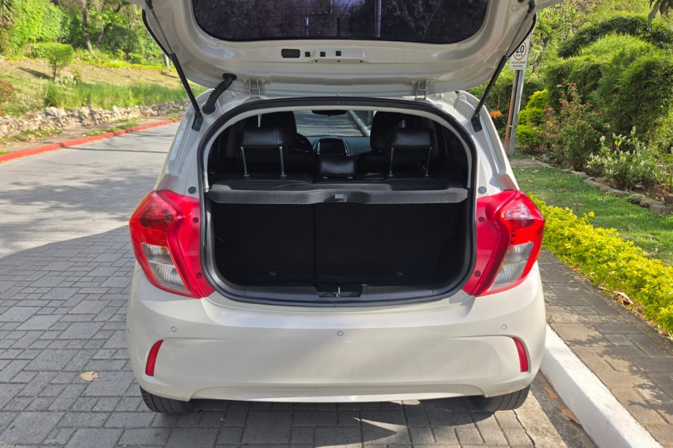 e1410bcf-978f-44e5-a277-c88a289123cc