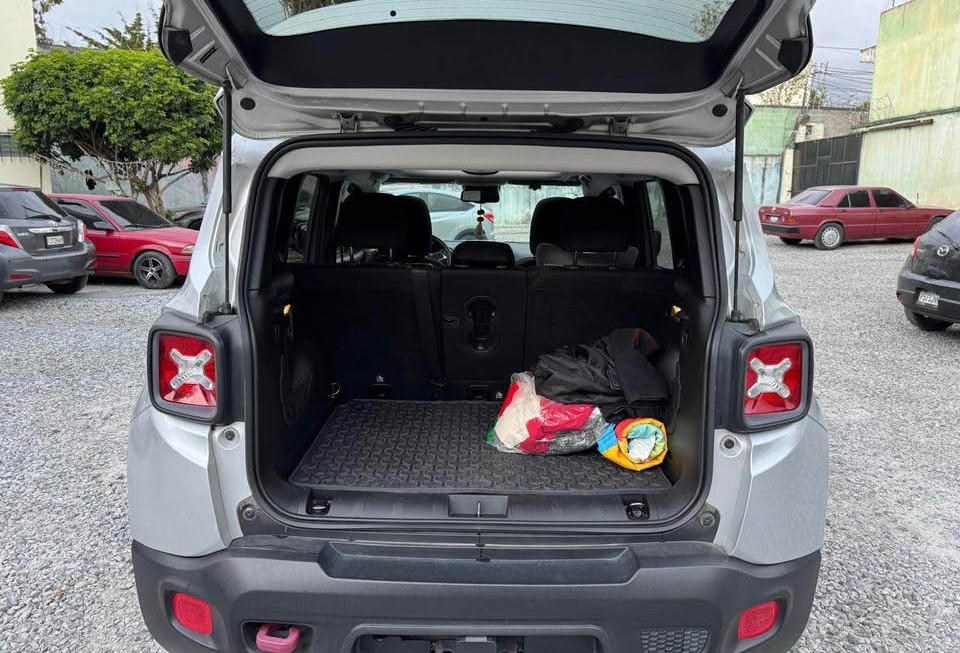 jeep back