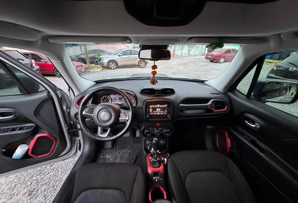 jeep adentro